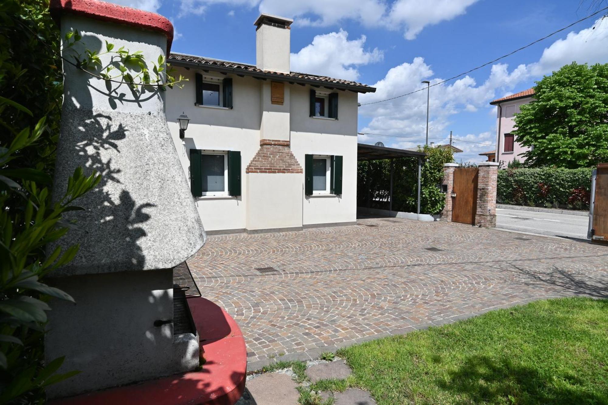 Ca Centosa Artistic House Villa Storica Ristrutturata Con Patio E Giardino Cittadella Kültér fotó